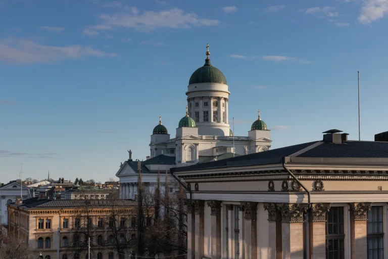 Catedral de Helsinki en la plaza del Senado, Finlandia