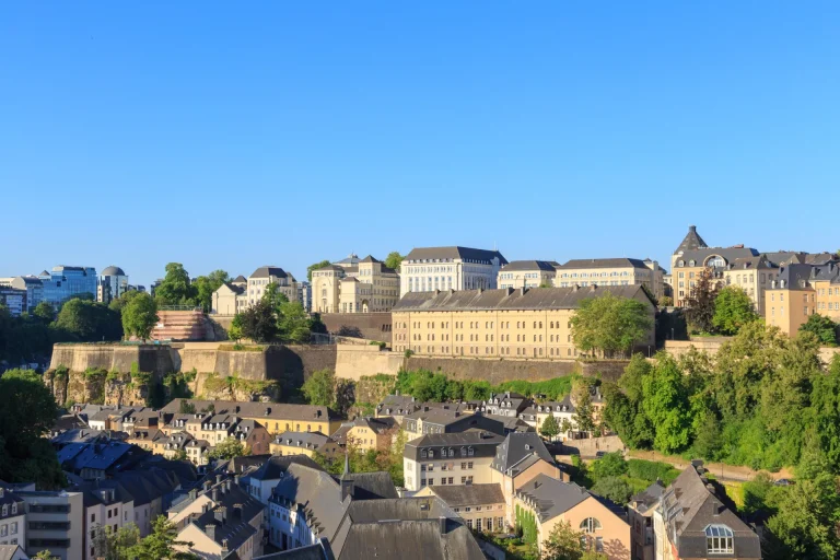 Barrio del Grund y el río Alzette en la ciudad de Luxemburgo