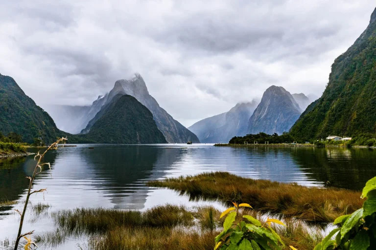 Fiordo de Milford Sound en la Isla Sur de Nueva Zelanda