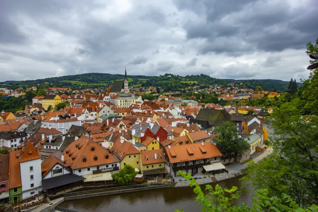 Vista panorámica de Český Krumlov y su castillo, República Checa