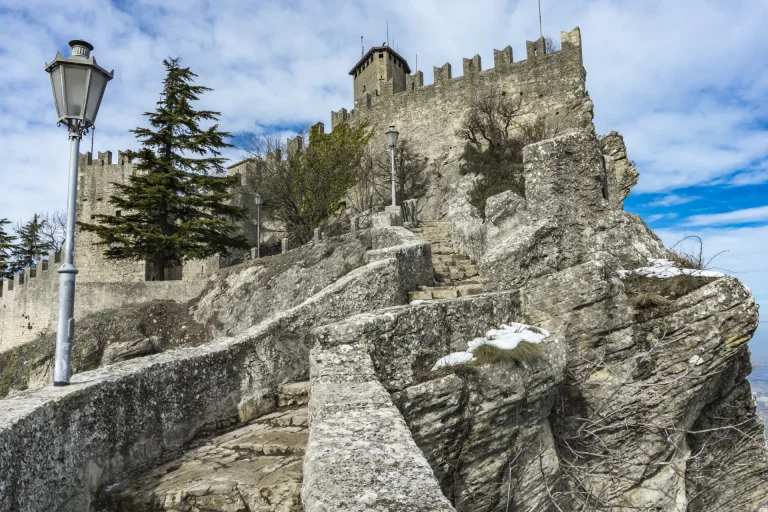 Torre Guaita sobre el monte Titano, San Marino